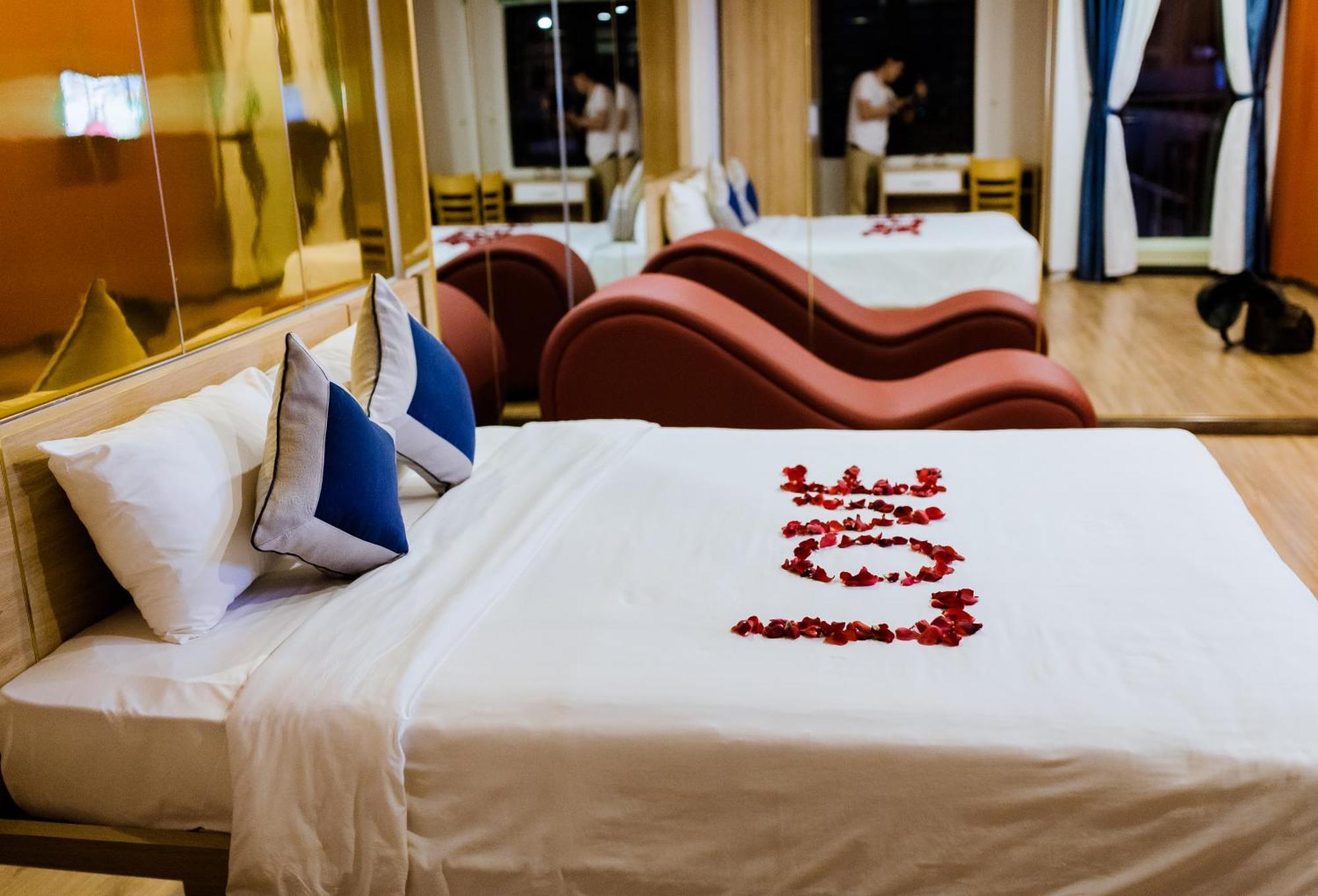 Mata Love Hotel Danang Exterior photo